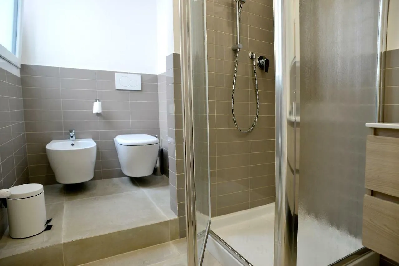 Apartment Ferienwohnung Ognissanti 67 Florenz Italien
